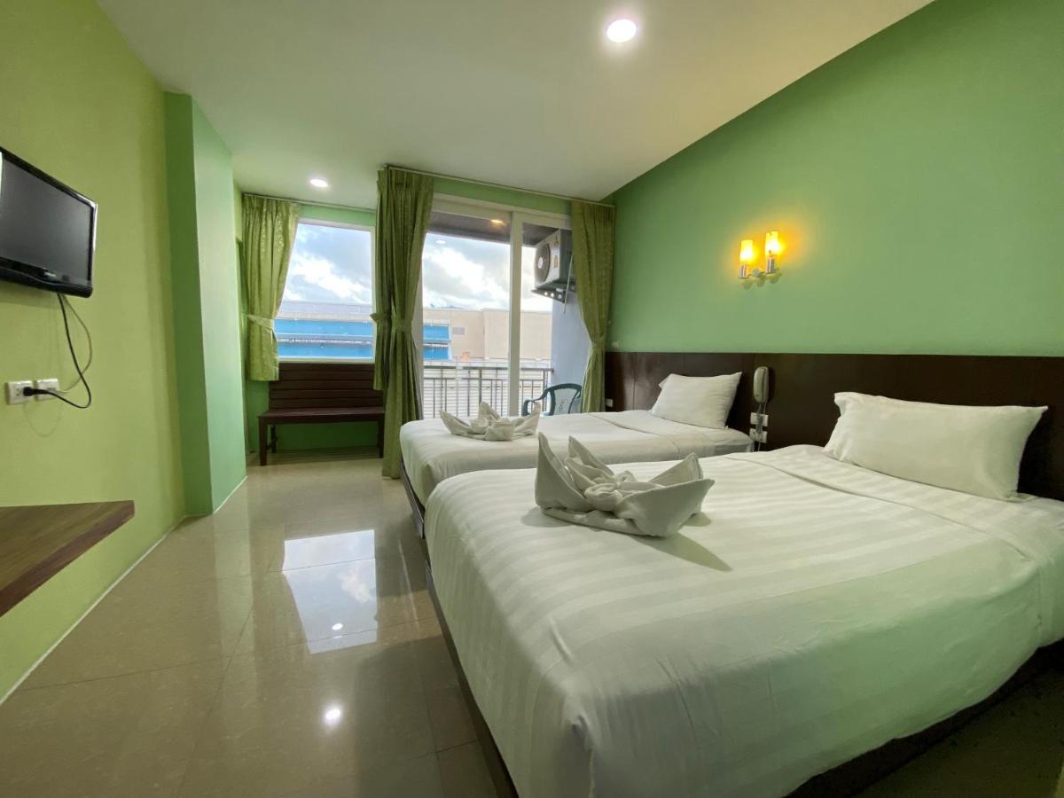 77 Patong Hotel & Spa Eksteriør billede