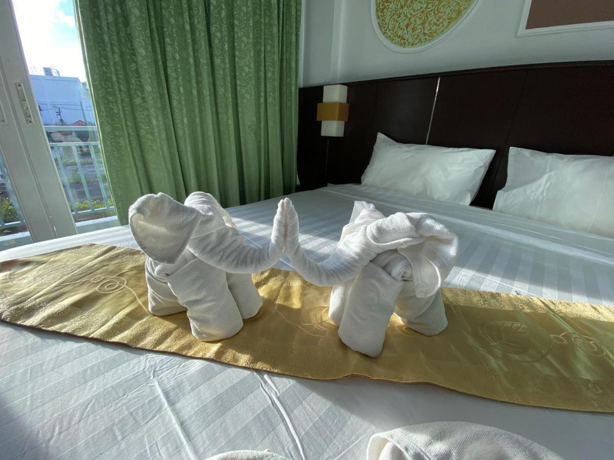 77 Patong Hotel & Spa Eksteriør billede