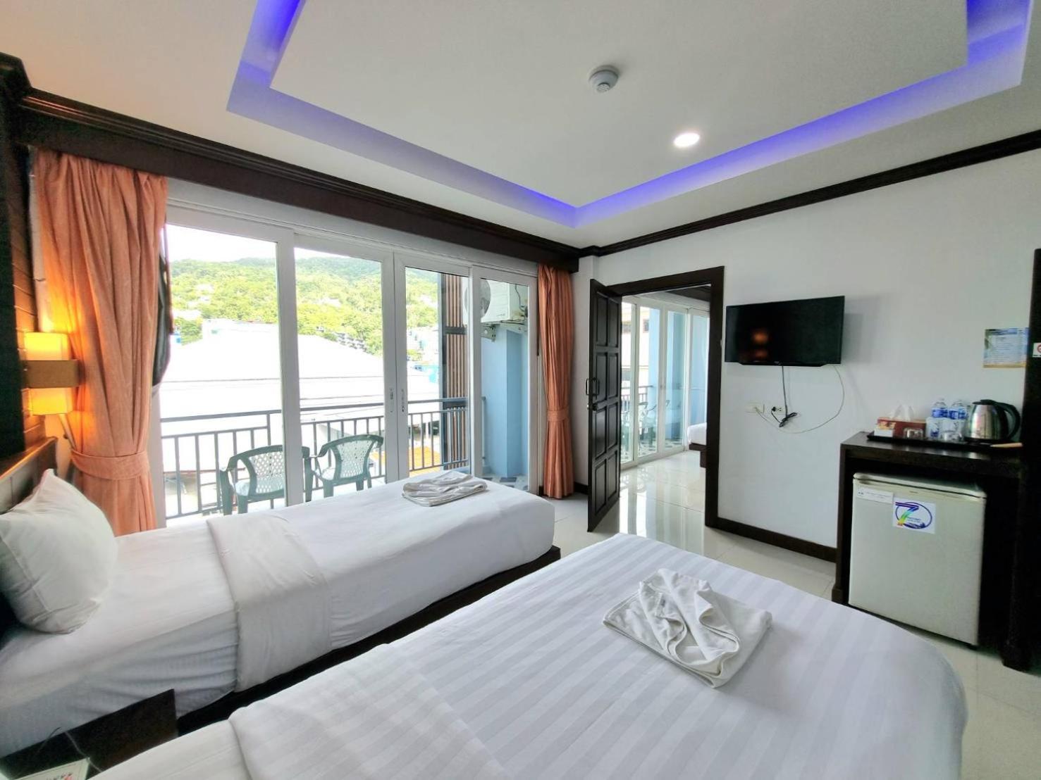 77 Patong Hotel & Spa Eksteriør billede