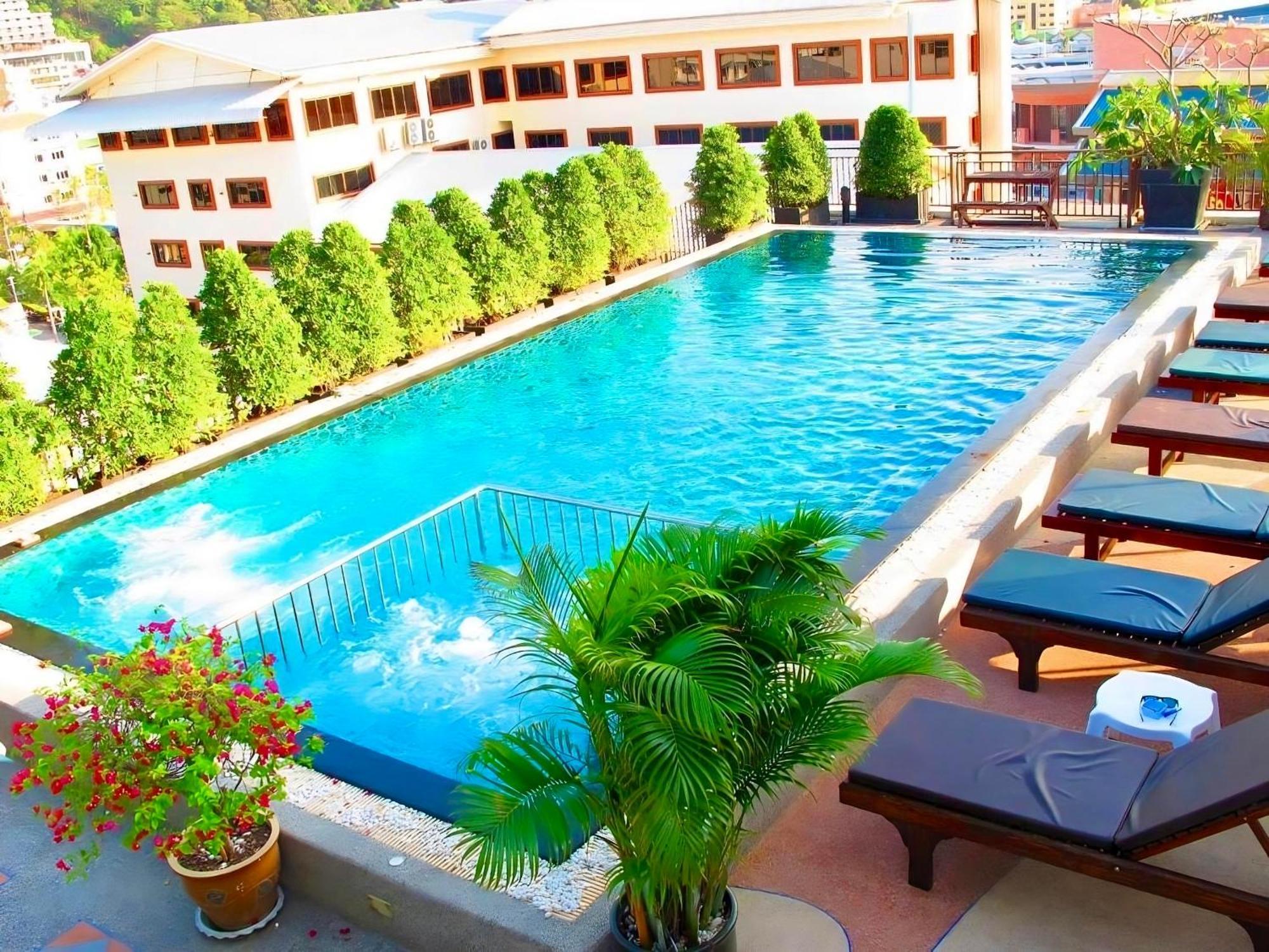77 Patong Hotel & Spa Eksteriør billede